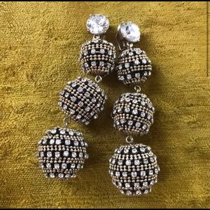 Gorgeous Banana Republic Earrings